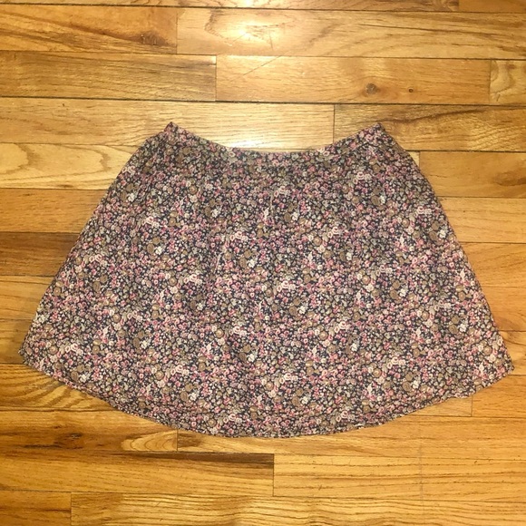 Twenty one by Forever 21 Floral A line mini skirt, XS - Picture 2 of 5